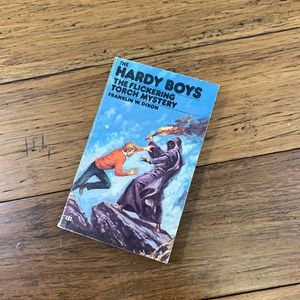 THE HARDY BOYS. The Flickering Torch Mystery (PAPERBACK)